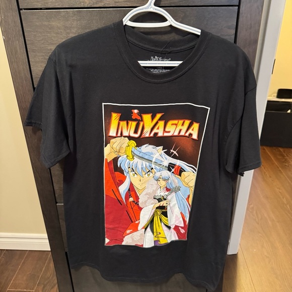 InuYasha Black Graphic T-Shirt - Picture 1 of 3